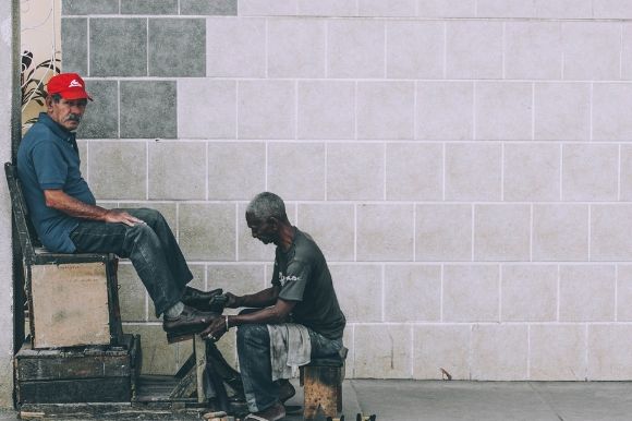 Shoe polishing for high shine